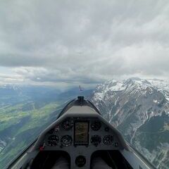Flugwegposition um 11:25:17: Aufgenommen in der Nähe von Gemeinde Ramsau am Dachstein, 8972, Österreich in 2184 Meter